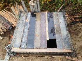 Zisterne von oben.jpg